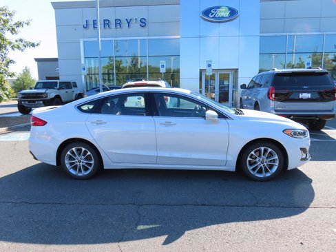 Used 2020 Ford Fusion Energi Titanium image 4