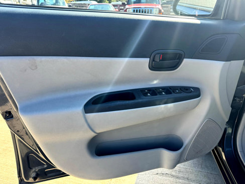 Used 2006 Hyundai Accent GLS image 10