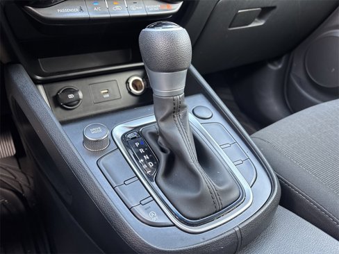 Used 2023 Hyundai Kona SEL image 17