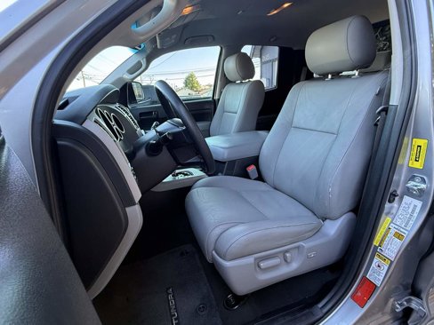 Used 2012 Toyota Tundra 2WD Double Cab w/ SR5 Pkg image 4