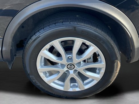 Used 2022 Nissan Rogue Sport S image 30