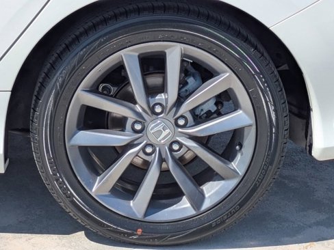 Used 2019 Honda Civic EX image 13
