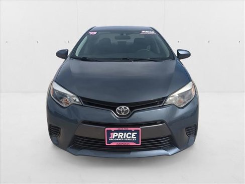 Used 2015 Toyota Corolla LE image 2
