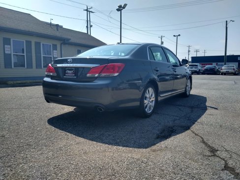 Used 2012 Toyota Avalon image 7