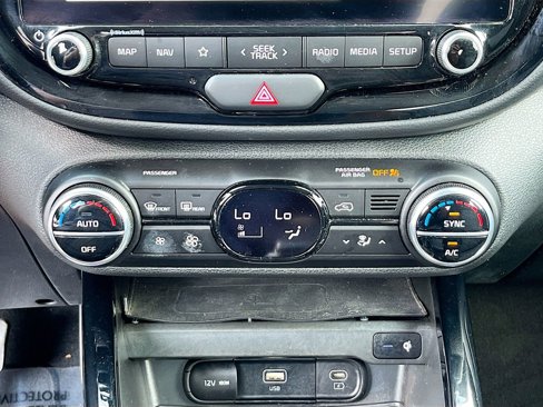 Certified 2023 Kia Soul EX image 14