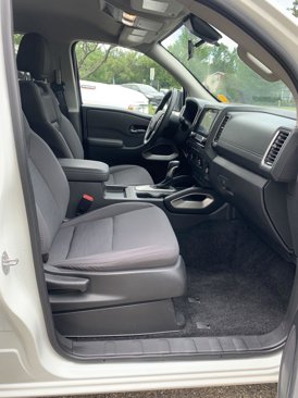 Used 2024 Nissan Frontier SV w/ SV Convenience Package image 22