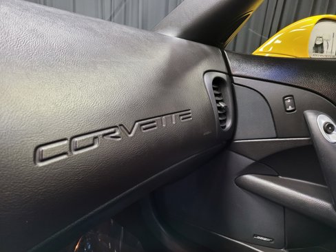 Used 2007 Chevrolet Corvette Coupe w/ Preferred Equipment Group image 29