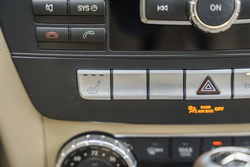 Used 2014 Mercedes-Benz C 300 4MATIC Sedan image 22