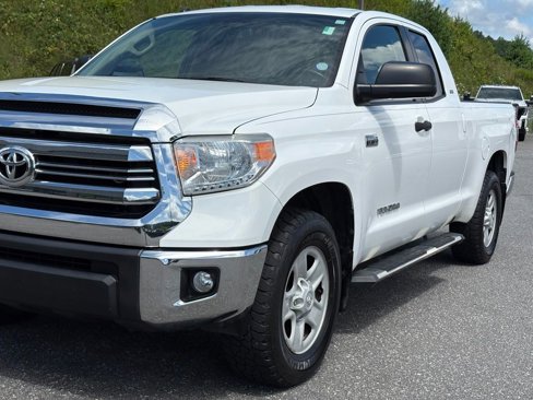 Used 2017 Toyota Tundra SR5 image 46