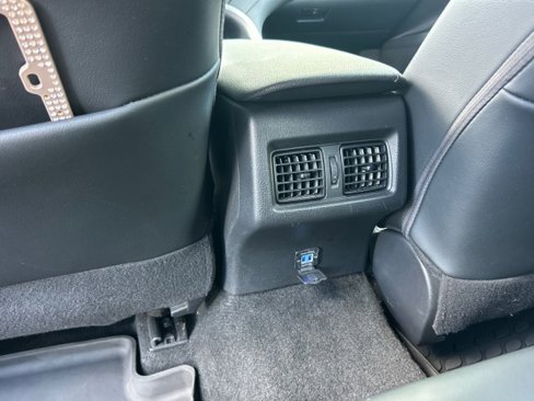 Used 2020 Toyota Camry XSE image 37