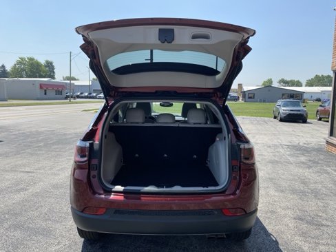 Used 2022 Jeep Compass Limited w/ Sun and Sound Group image 13