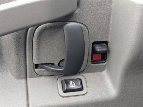 Used 2020 Chevrolet Express 2500 image 13