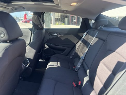 Used 2023 Chevrolet Malibu LT image 14