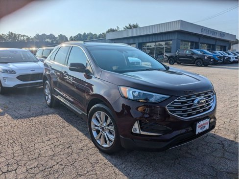 Certified 2024 Ford Edge Titanium image 4