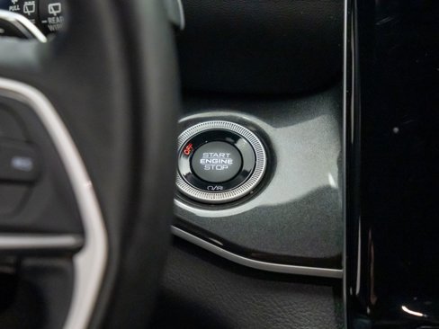 Used 2022 Jeep Grand Cherokee L Laredo image 20