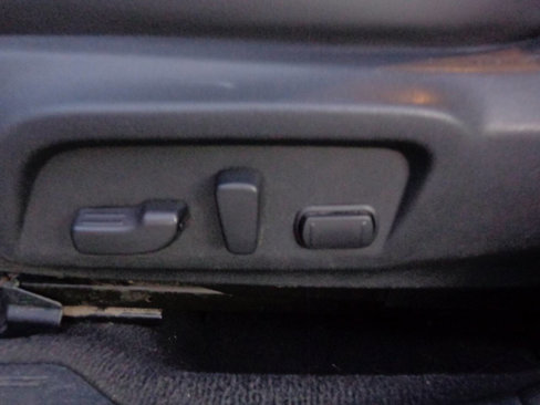 Used 2015 Subaru Outback 2.5i Limited image 12
