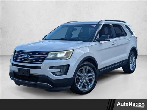 Used 2016 Ford Explorer XLT w/ Equipment Group 201A image 1