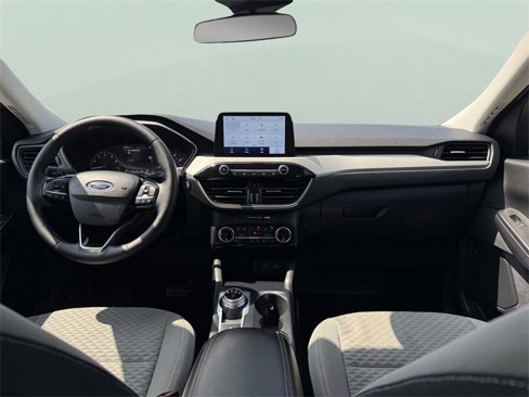 Used 2022 Ford Escape SE image 3