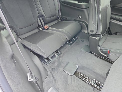 New 2025 Jeep Grand Cherokee L Laredo w/ Luxury Tech Group I image 31