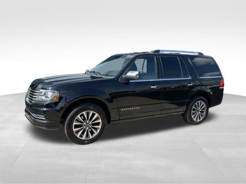 Used 2017 Lincoln Navigator Select image 3