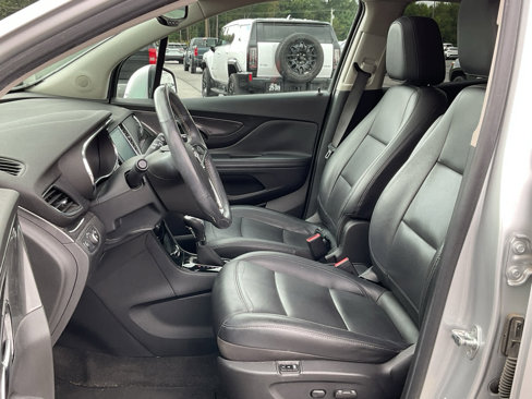 Used 2017 Buick Encore Essence w/ Experience Buick Package image 12