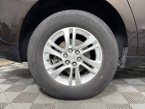 Used 2018 Buick Enclave Essence image 16