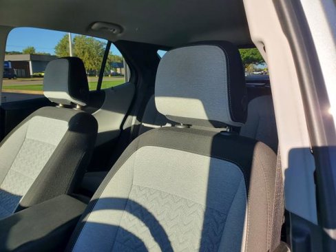 Used 2023 Chevrolet Equinox LT image 10