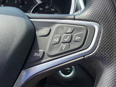 Used 2022 Chevrolet Equinox LT image 18