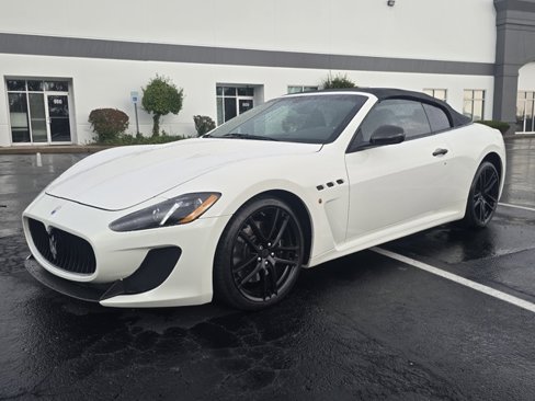 Used 2013 Maserati GranTurismo Sport image 13