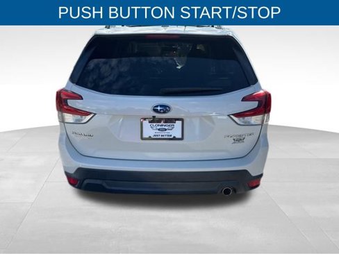 Used 2019 Subaru Forester Limited image 9