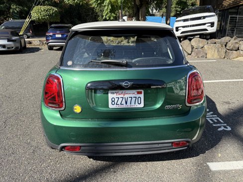 Used 2022 MINI Cooper SE image 4