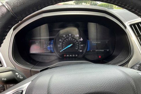 Used 2022 Ford Edge Titanium image 22