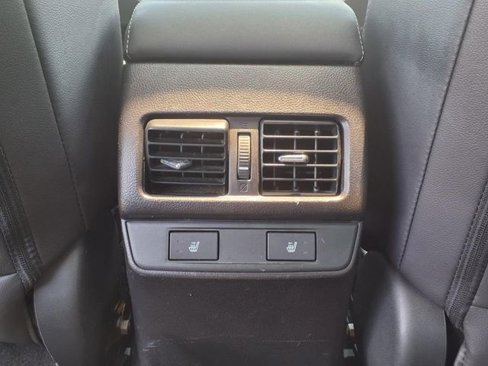 Used 2017 Subaru Outback 2.5i Limited w/ Popular Package #5 image 11