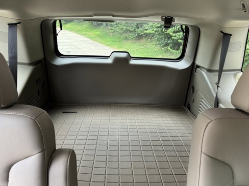 Used 2019 GMC Yukon SLT w/ Premium Edition image 19