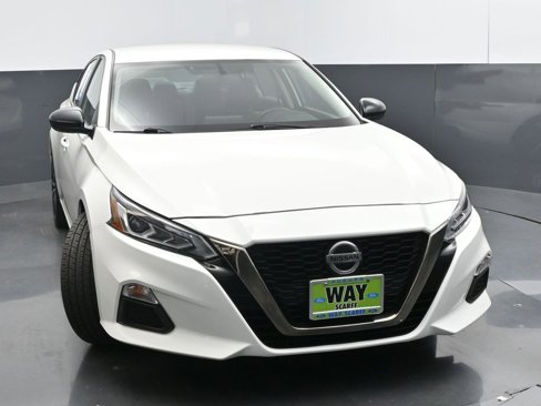 Used 2019 Nissan Altima 2.5 SR image 9