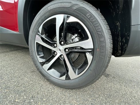 New 2025 Chevrolet Trax RS w/ Driver Confidence Package image 30