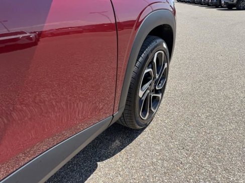 New 2025 Chevrolet Trax RS image 12