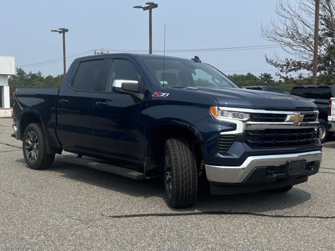 Used 2022 Chevrolet Silverado 1500 LT w/ Z71 Off-Road Package image 8