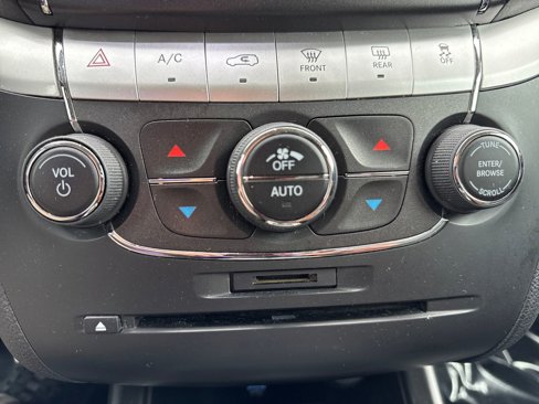 Used 2018 Dodge Journey GT image 23