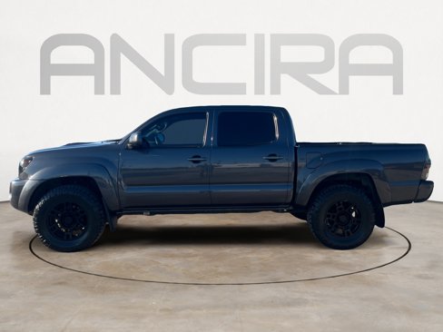 Used 2011 Toyota Tacoma PreRunner image 7