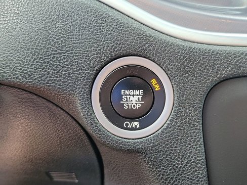 Certified 2020 Dodge Charger SXT w/ Blacktop Package image 13
