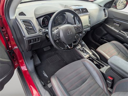 Used 2022 Mitsubishi Outlander Sport SE image 11
