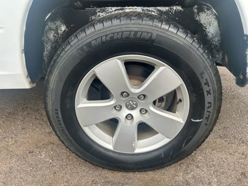 Used 2012 RAM 1500 Express image 31