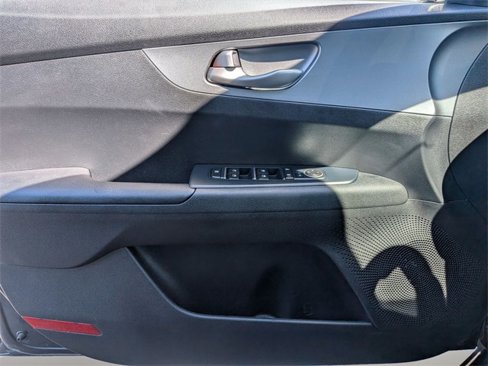Used 2021 Kia Forte Sedan image 22