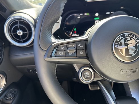 New 2024 Alfa Romeo Tonale Veloce image 24