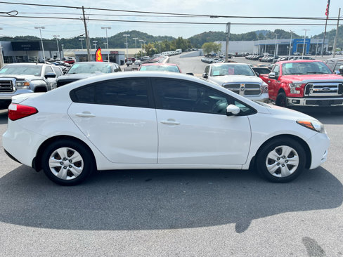 Used 2016 Kia Forte LX image 4