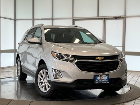 Used 2021 Chevrolet Equinox LT image 2