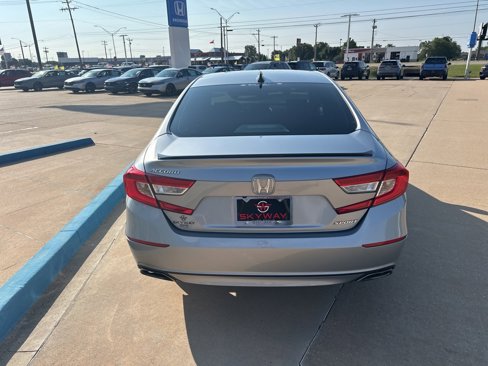 Used 2021 Honda Accord Sport image 14