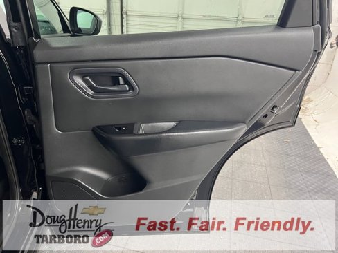 Used 2024 Nissan Rogue S image 35