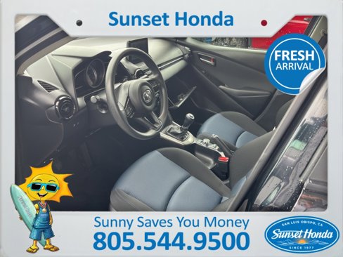 Used 2019 Toyota Yaris L image 6